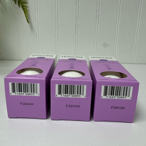 The Honey Pot Company “calming” Lavender Bath Bombs - NIB - Picture 5 of 5